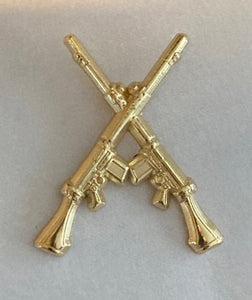 Military Humor - Crossed SLR's - 7.62 - Gold Plated  -Limited Edition - Pin Badge