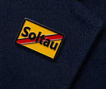 Load image into Gallery viewer, Soltau Veteran Enamel Pin Badge | BAOR Germany Military Veteran Lapel Pin Gift